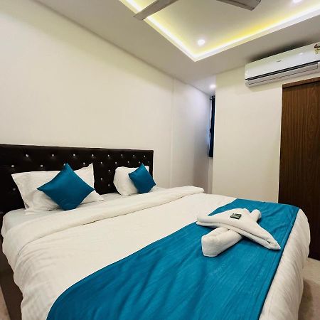 Welcome Vista Navi Mumbai Exteriör bild