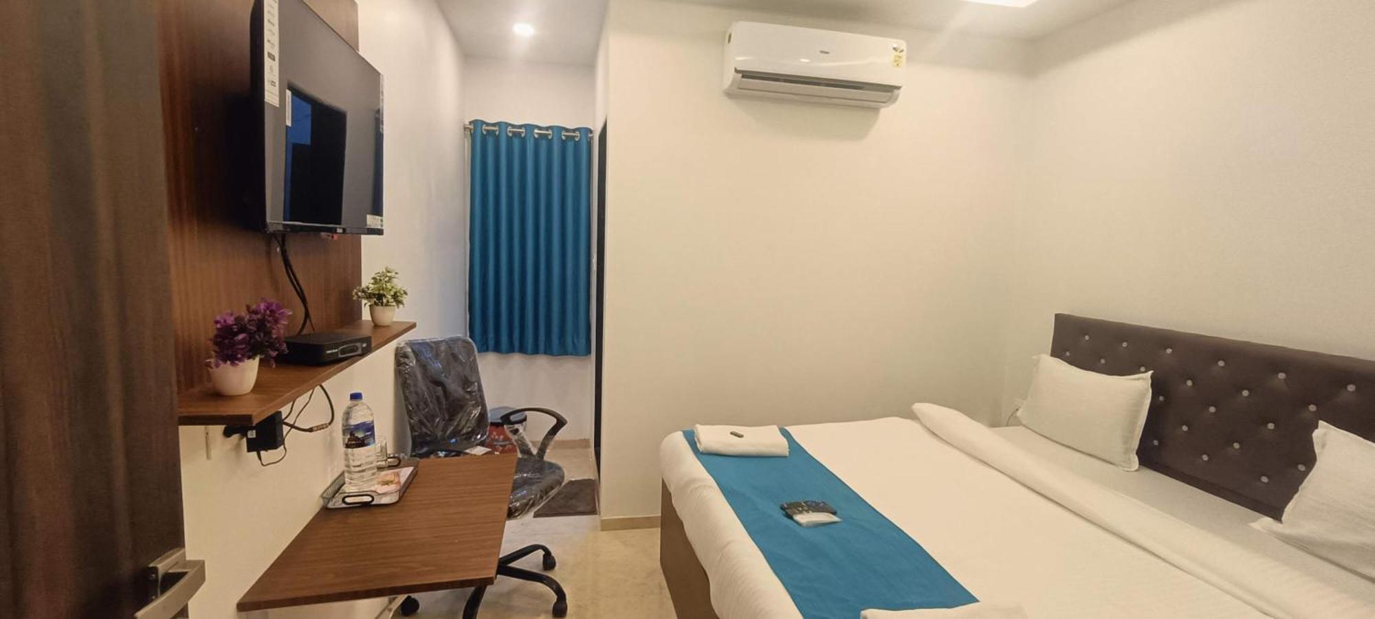 Welcome Vista Navi Mumbai Exteriör bild
